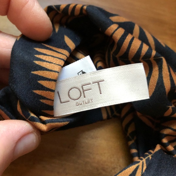 LOFT Headband EUC - Picture 2 of 2